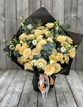 Букет цветов из:  Розы и Лизиантусы в Никульское