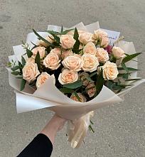 Букет Кремовые розы Латте в Никульское
