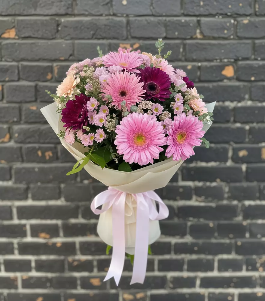 Букет цветов из: Герберы и Хризантемы в Никульское