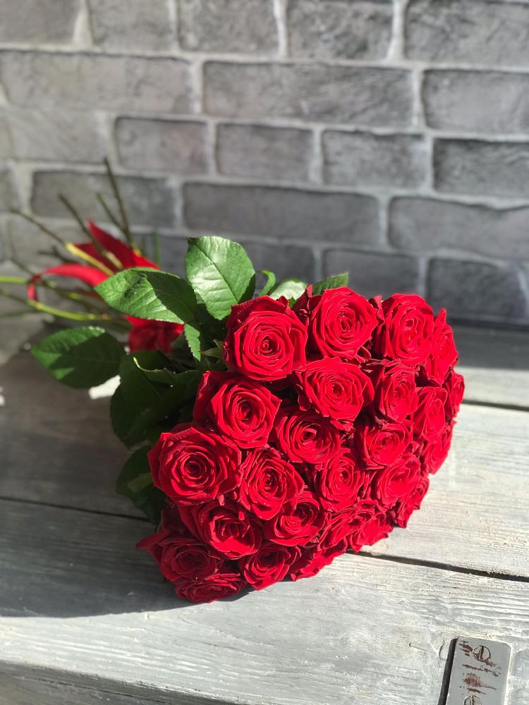 Букет Красные розы Фридом в Никульское