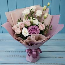 Букет цветов из:  Розы и Лизиантусы в Никульское