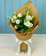 Букет цветов из:  Хризантемы и Лизиантусы #REPLACE_PRED# Никульское