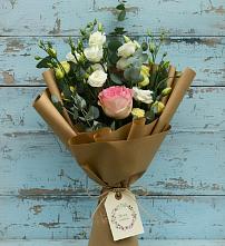Букет цветов из:  Розы и Лизиантусы в Никульское