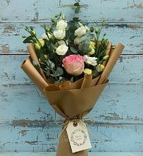 Букет цветов из:  Розы и Лизиантусы в Никульское