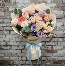 Букет цветов из:  Розы, Лизиантусы и Гвоздики #REPLACE_PRED# Никульское