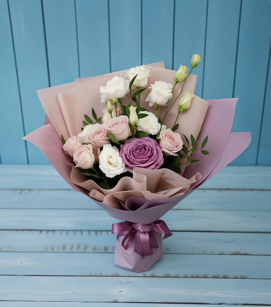 Букет цветов из: Розы и Лизиантусы в Никульское