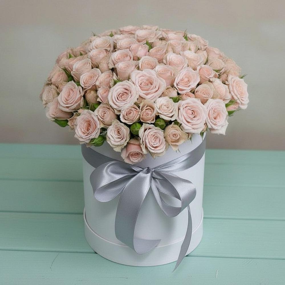 Цветочная композиция из Розы в шляпной коробке в Никульское